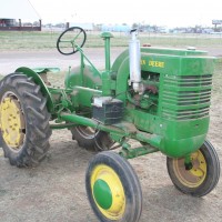 John Deere LA (1944)